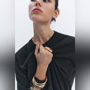 Zara Gold HORIZONTAL DROP RING NWT